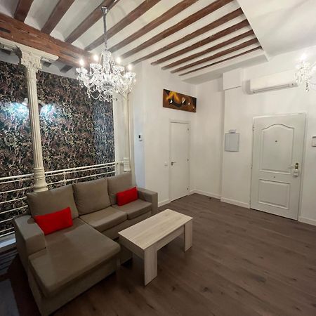 Gran Via Urban Apartments Madrid Exterior photo