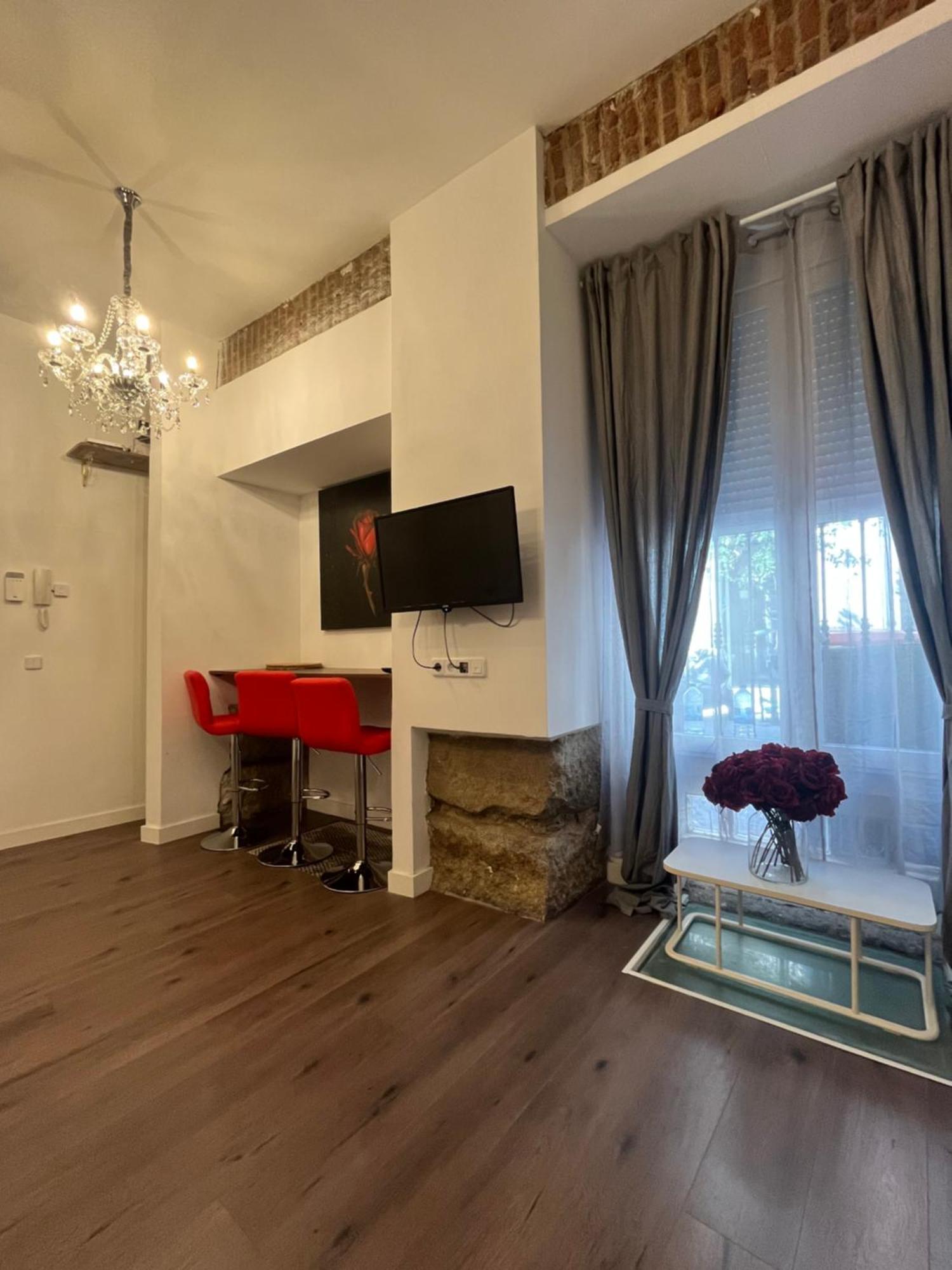 Gran Via Urban Apartments Madrid Exterior photo