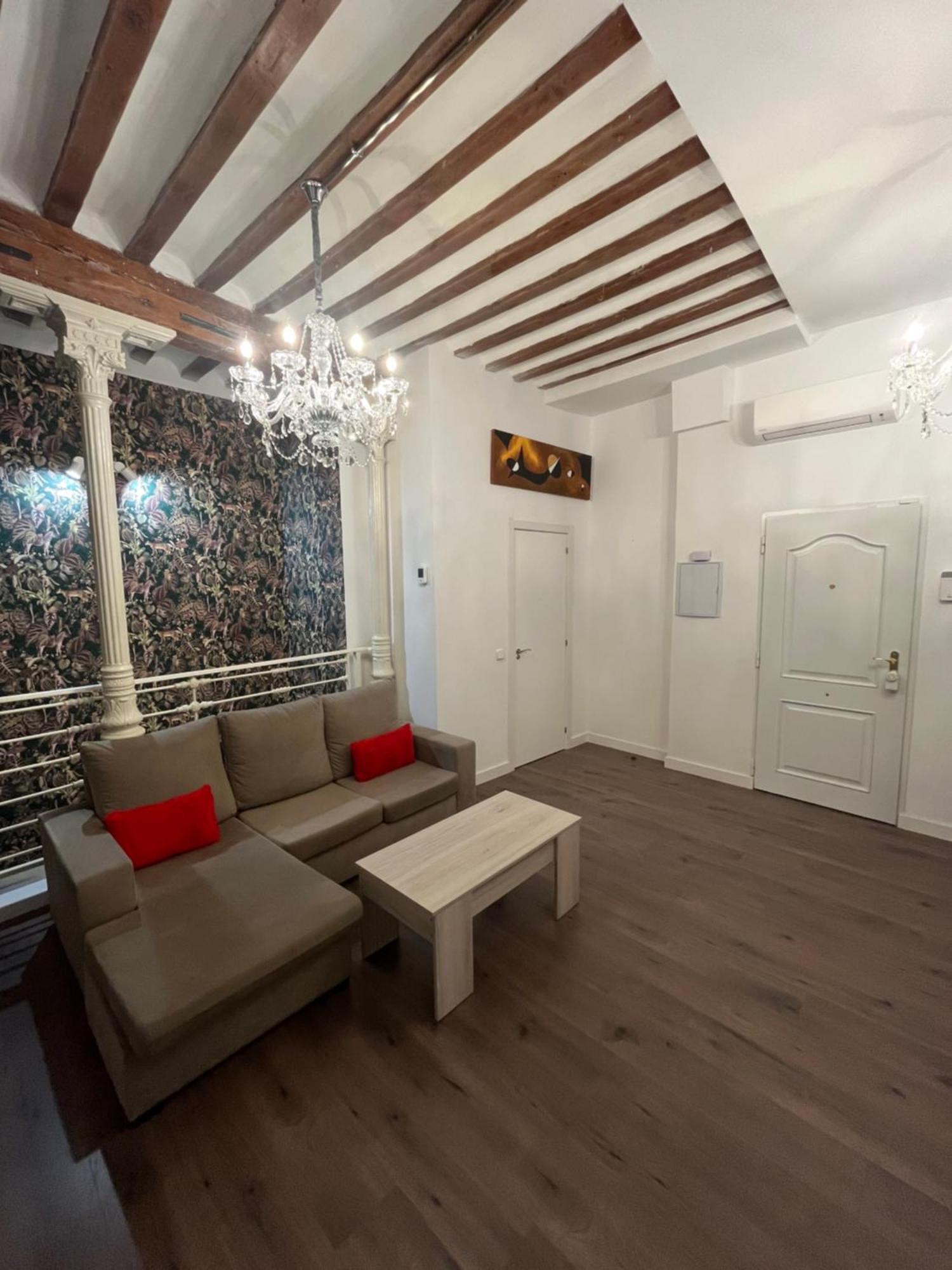 Gran Via Urban Apartments Madrid Exterior photo